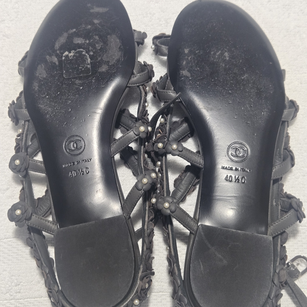 Chanel Black Strappy Floral Sandals - Picture 5 of 5